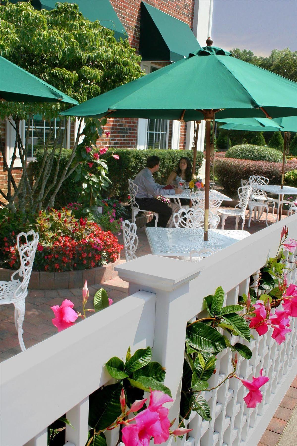 The Inn And Spa At East Wind Wading River Exterior foto